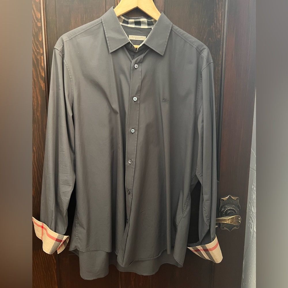 Men’s Burberry Dress Shirt